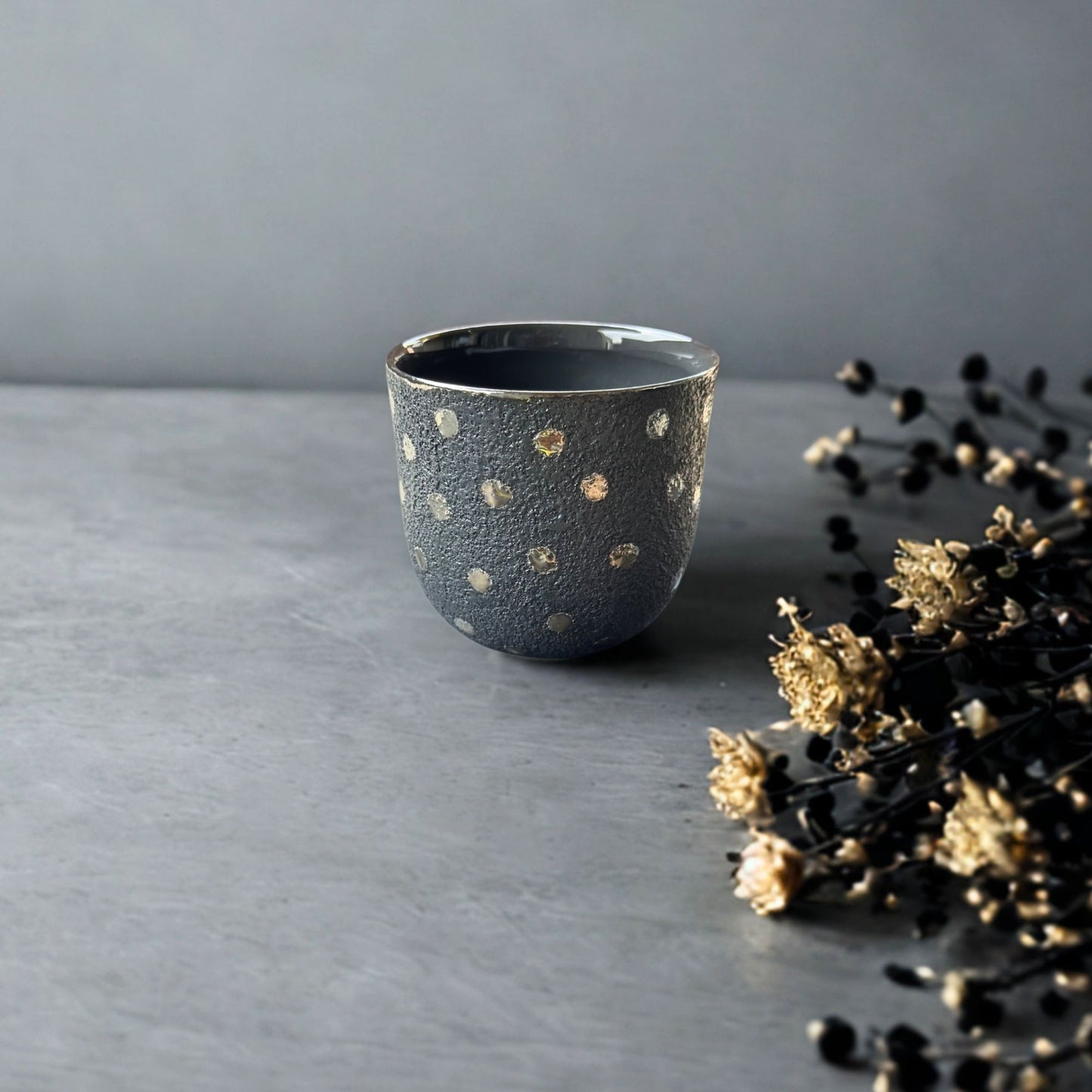 Dot Cup (schwarz/silber) - Large